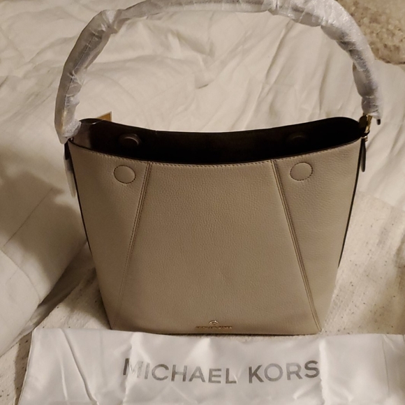 Michael Kors Lucy Medium Hobo Shoulder Bag - Picture 10 of 10